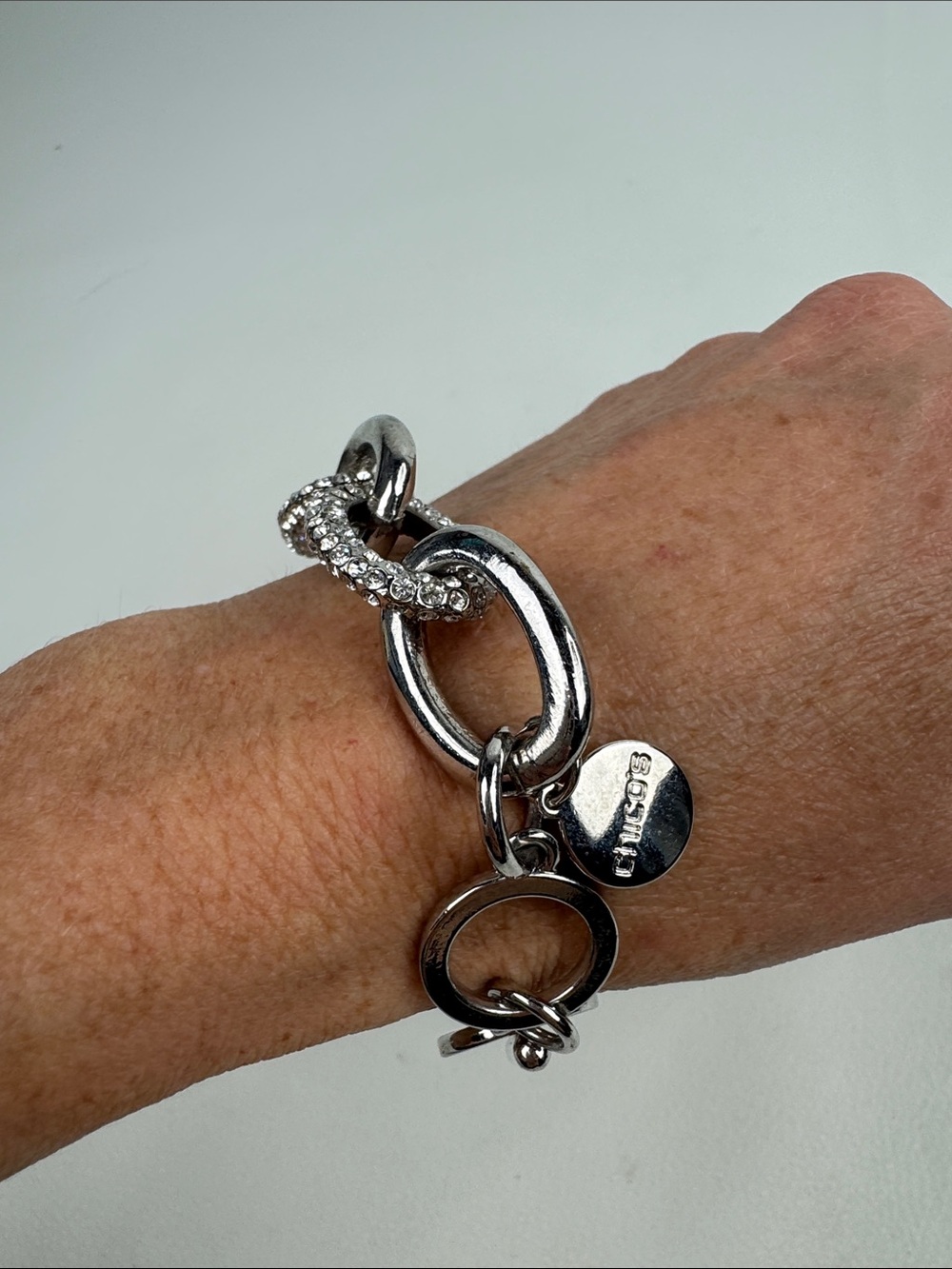 Chico's Silver-Tone Crystal Link toggle Bracelet Rhinestone sparkle 8.5” - Picture 8 of 10
